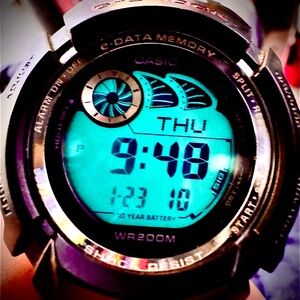 G-shock watch 2548